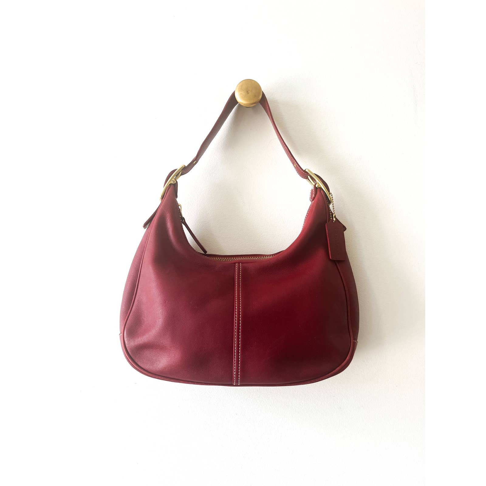 Vintage Red Coach Handbag: A Timeless Fashion Statement