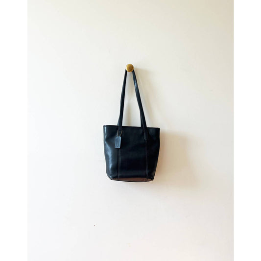 Vintage Coach Black 90s Shoulder Bag